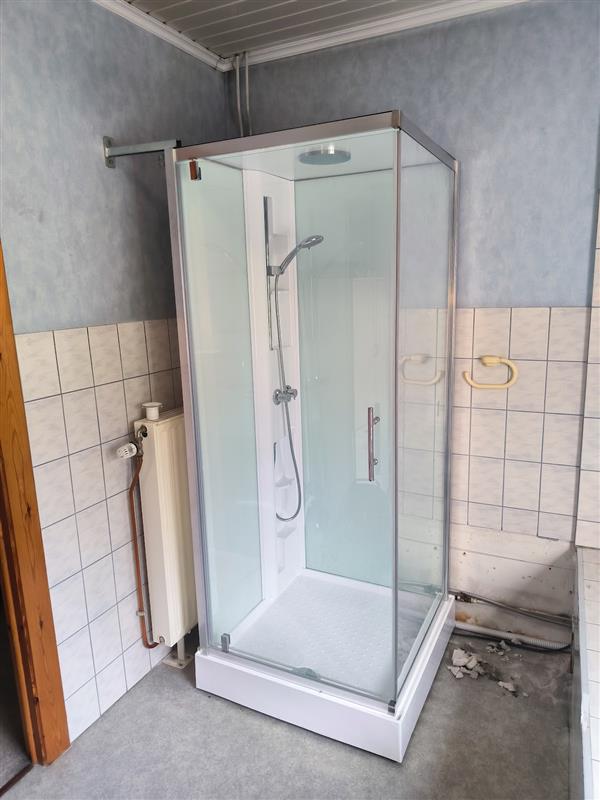 Douche italienne sombre